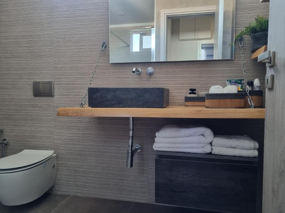 New Minimal Apartment,10' From Athens Airport Spata  Exterior photo